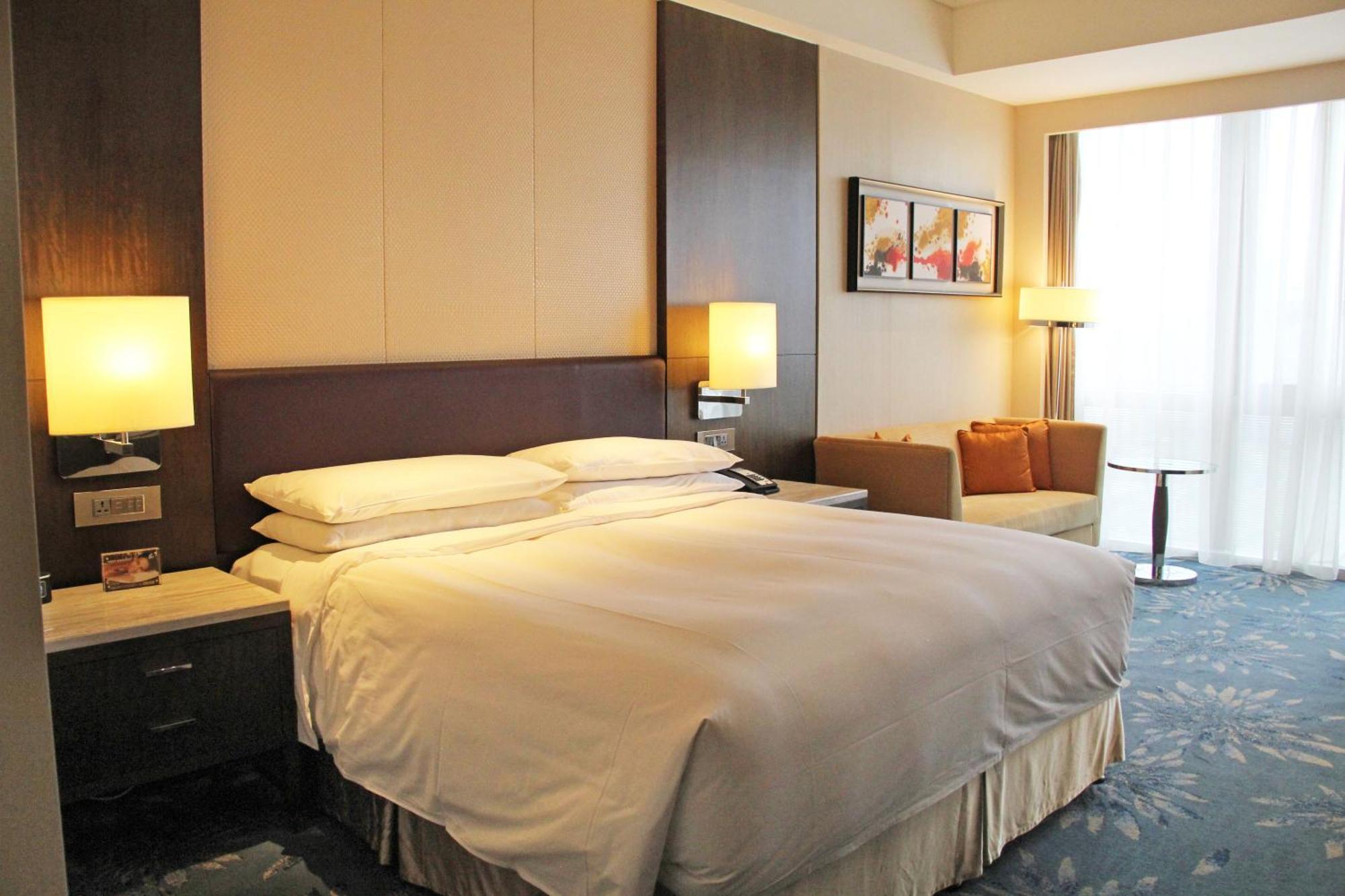 Shanghai Marriott Hotel Pudong East - Only A 30 Minute Drive From Disney Dış mekan fotoğraf