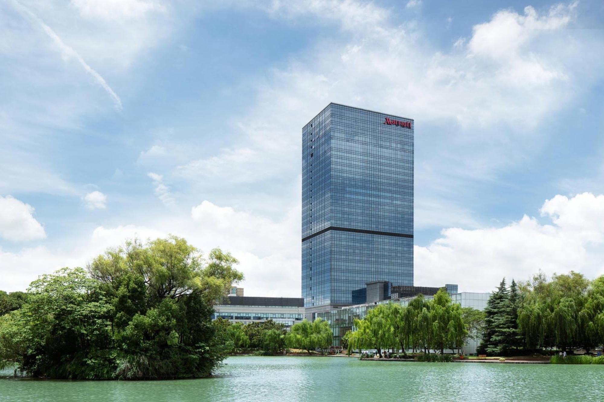 Shanghai Marriott Hotel Pudong East - Only A 30 Minute Drive From Disney Dış mekan fotoğraf