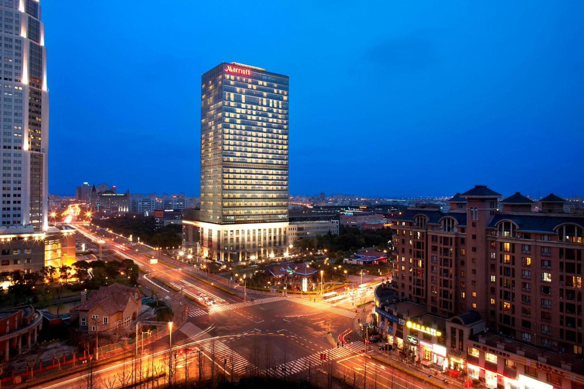 Shanghai Marriott Hotel Pudong East - Only A 30 Minute Drive From Disney Dış mekan fotoğraf