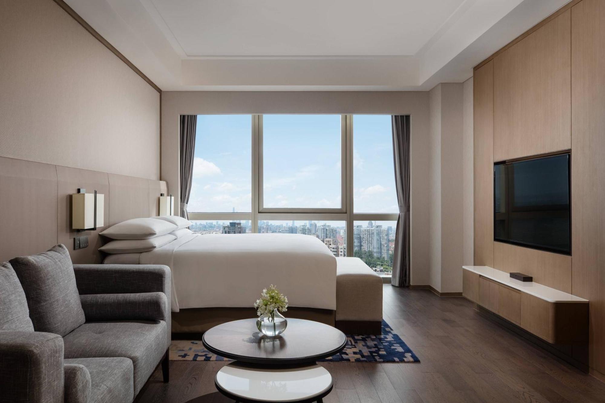 Shanghai Marriott Hotel Pudong East - Only A 30 Minute Drive From Disney Dış mekan fotoğraf