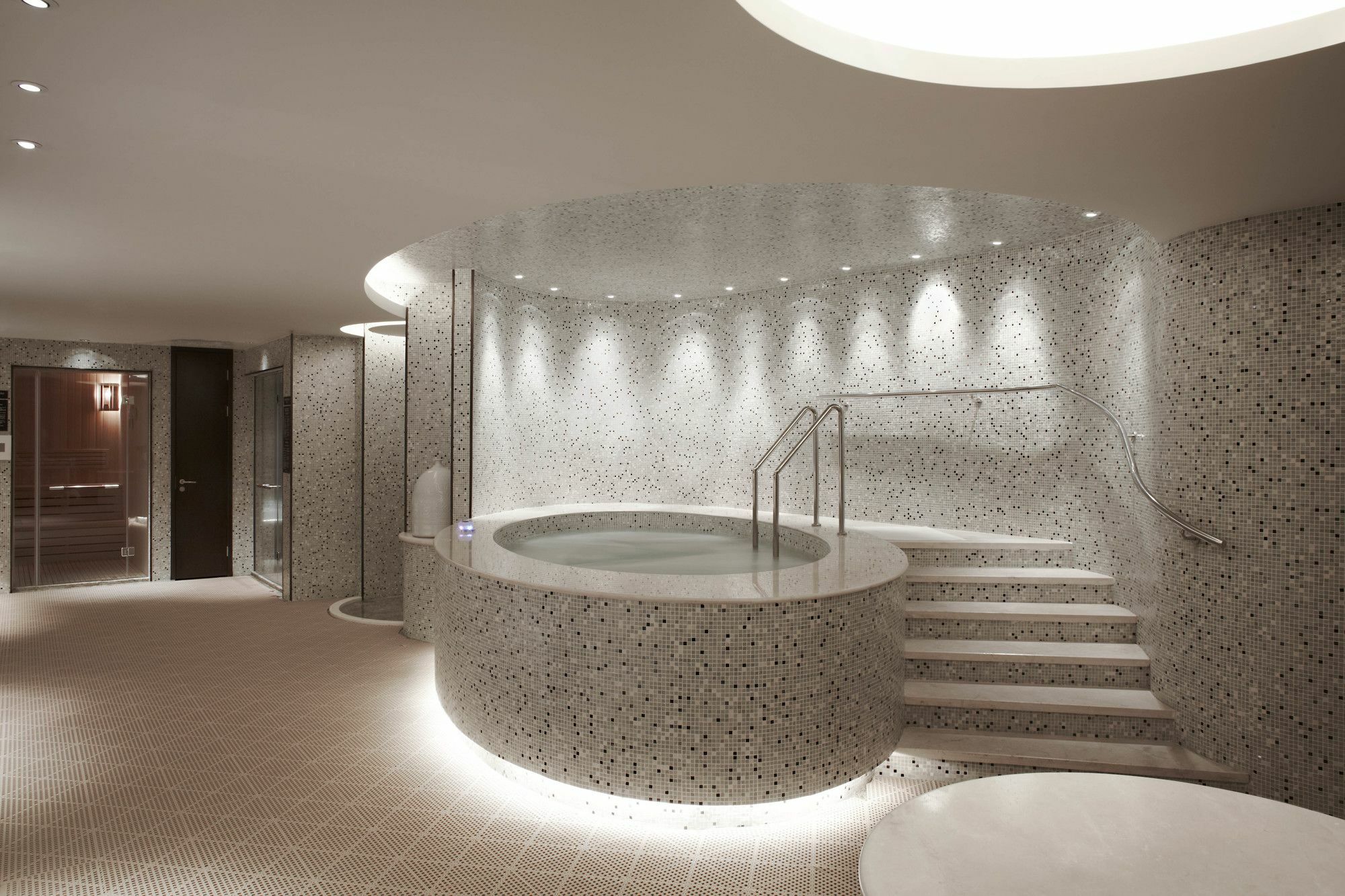 Shanghai Marriott Hotel Pudong East - Only A 30 Minute Drive From Disney Dış mekan fotoğraf